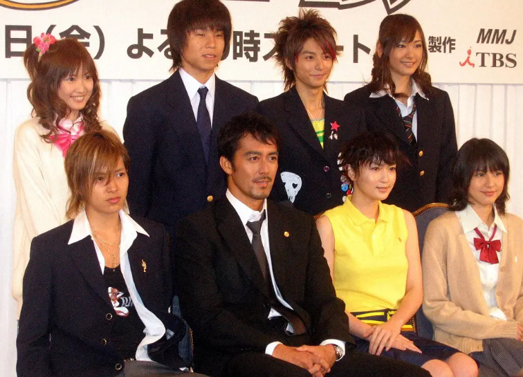 小山慶一郎の彼女は7人