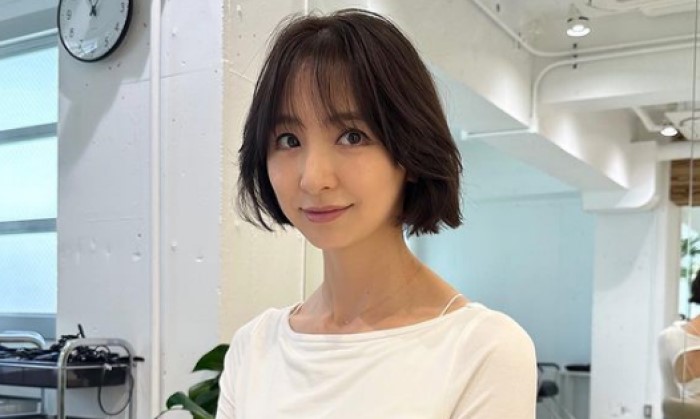 篠田麻里子